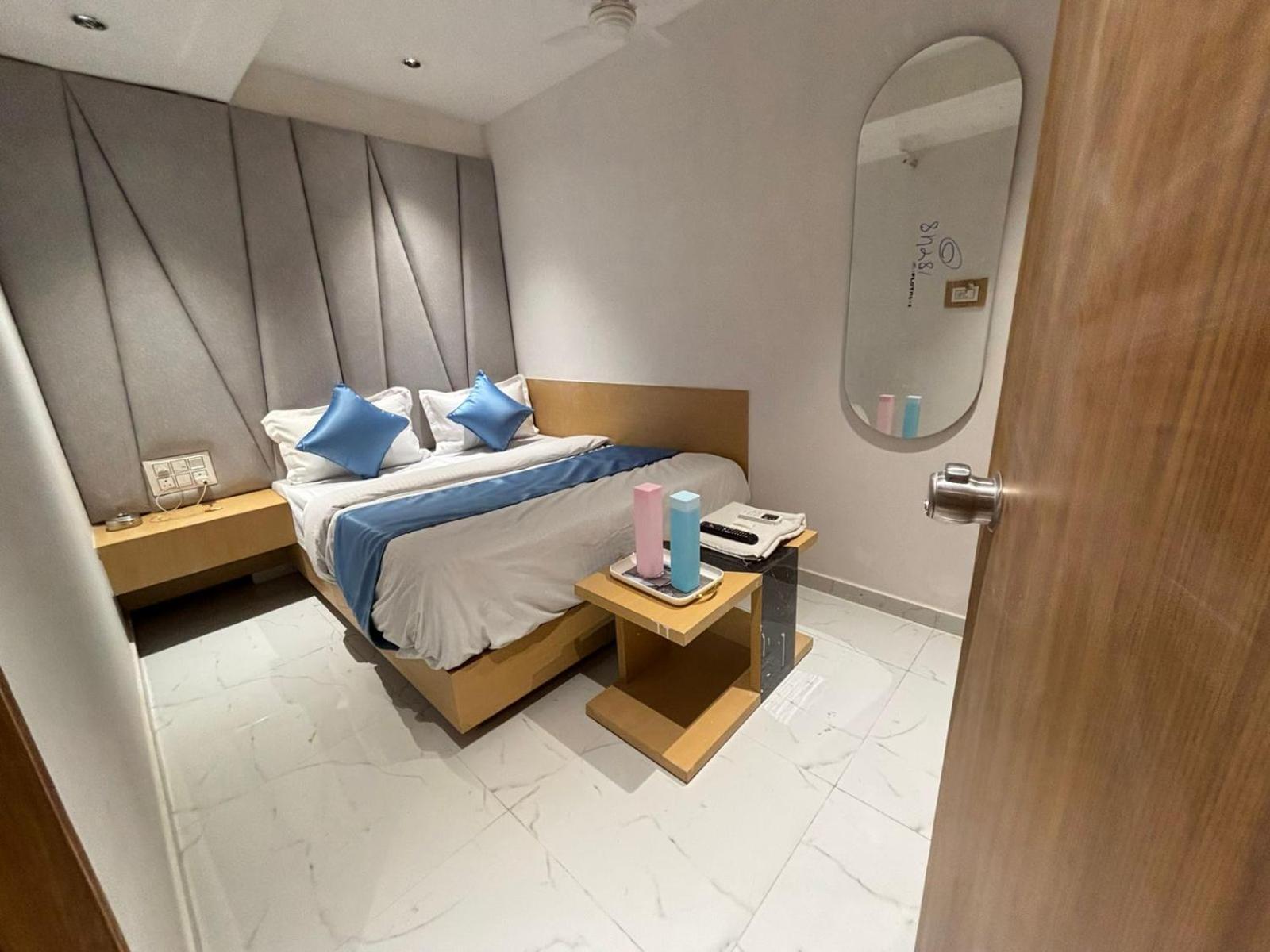 Hotel Phoniex أحمد أباد المظهر الخارجي الصورة